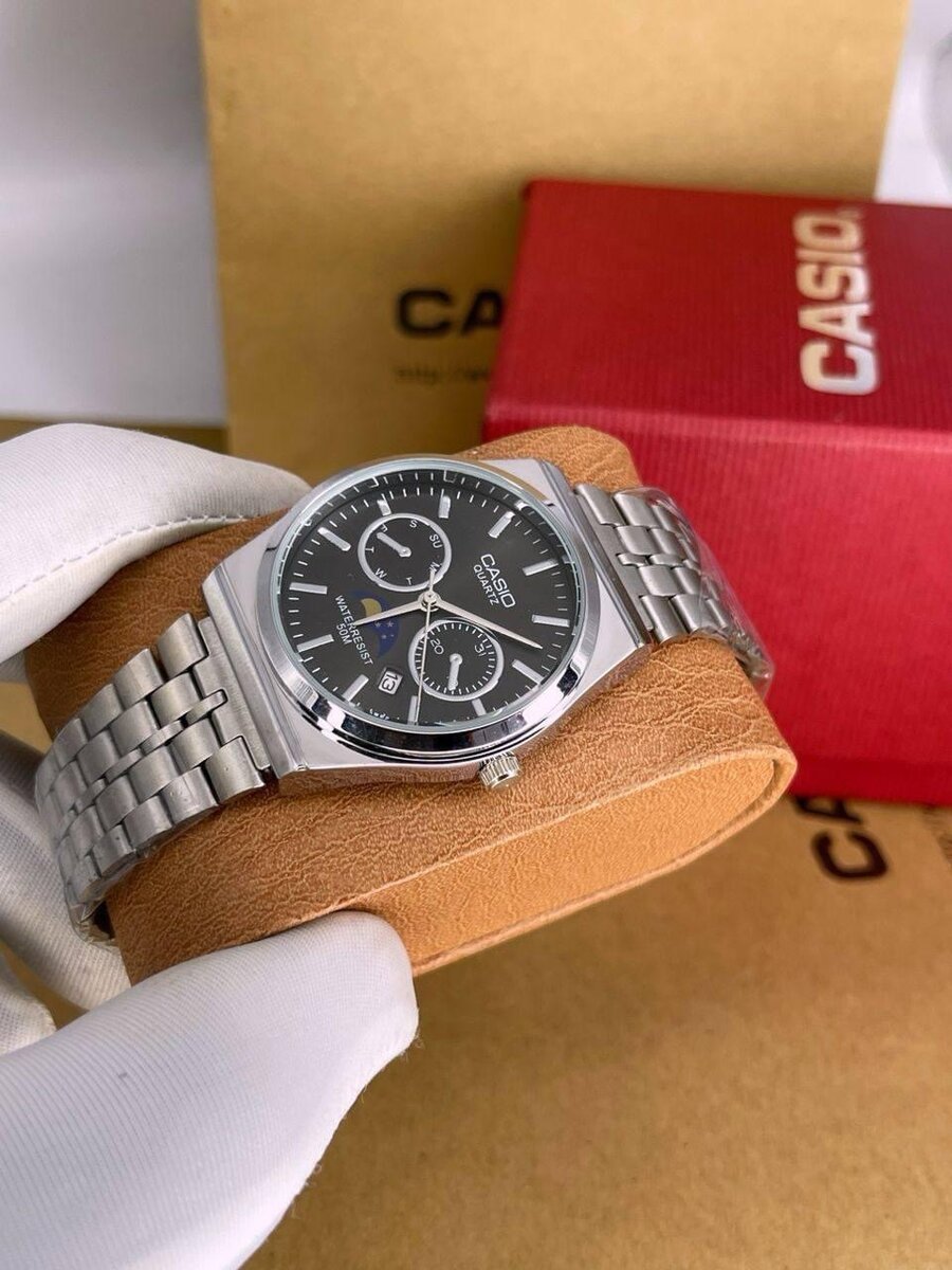 Montre de Luxe ( CASIO ) + un Bracelet offert