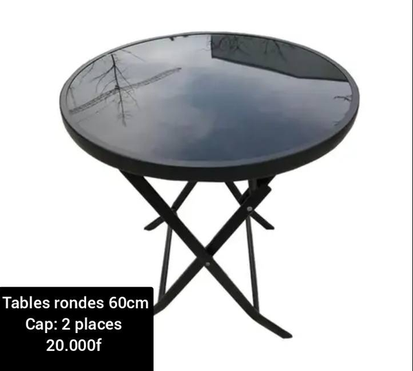 TABLE PLIANTE VITRÉ 