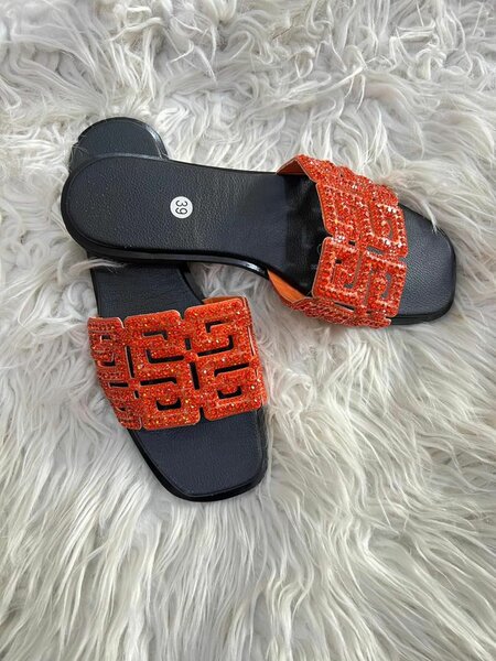 Sandales perlées élégantes