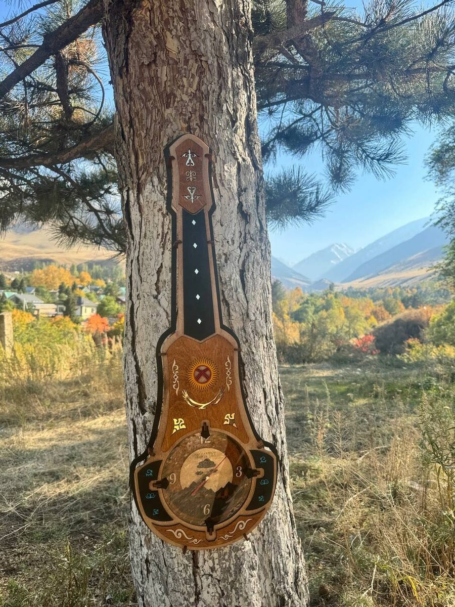 Этно часы сувениры на заказ