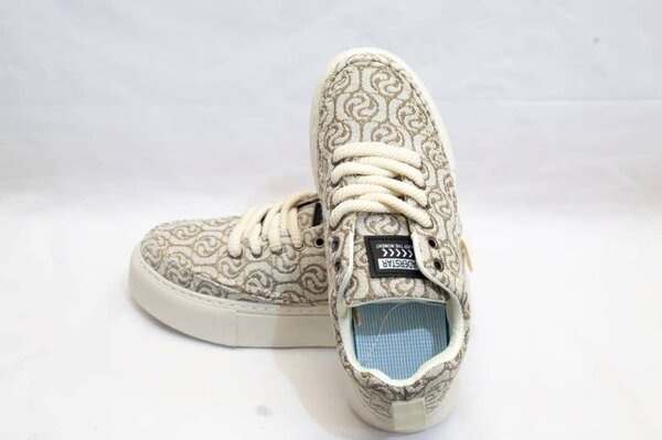 Baskets en toile imprimée