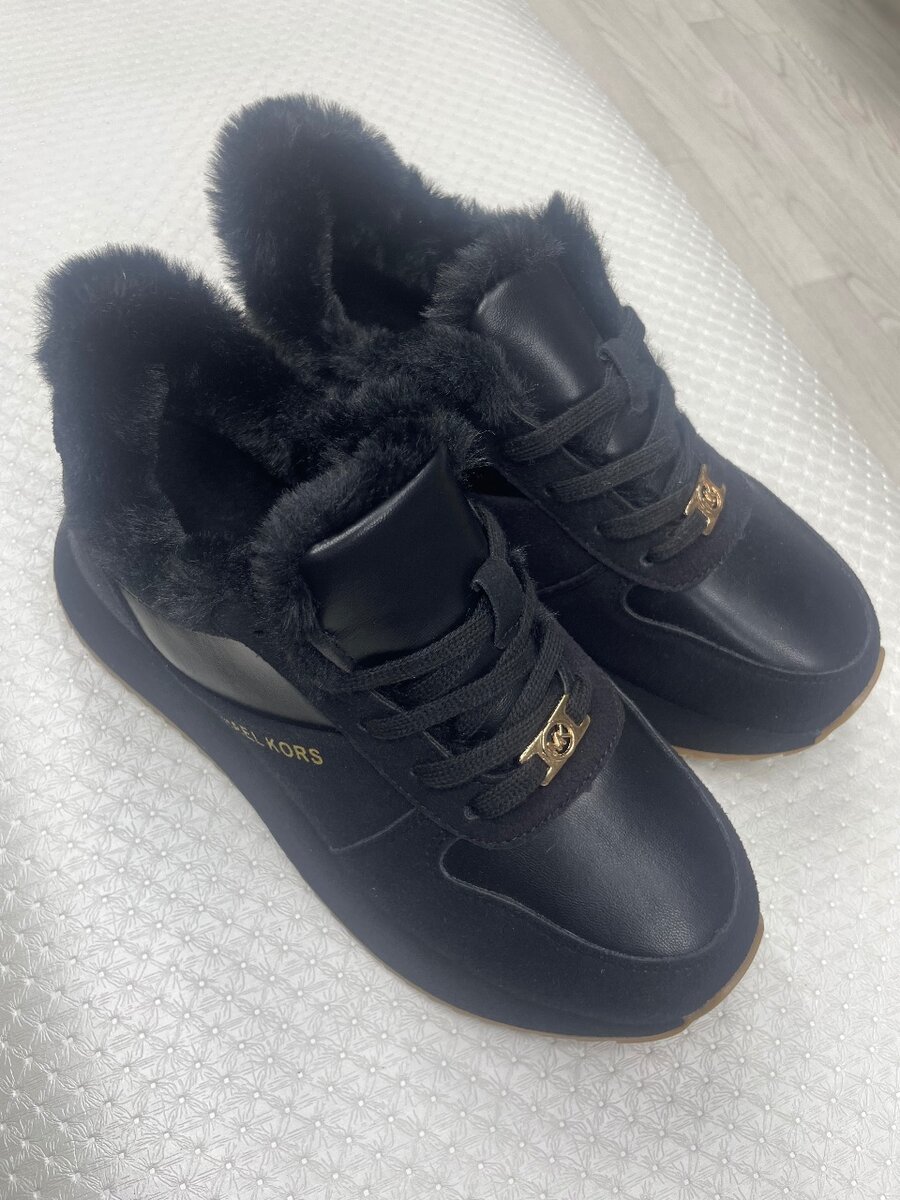 Зимние кроссовки MICHAEL KORS