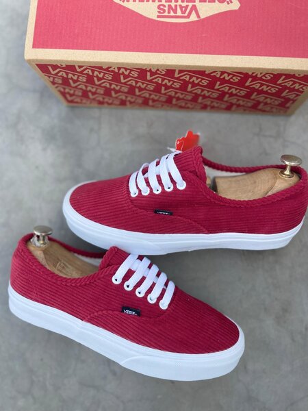 Vans en velours