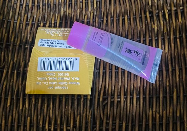 Préservatifs + lubrifiant