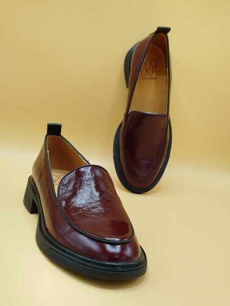 Стильные лоферы фирмы MOLKA