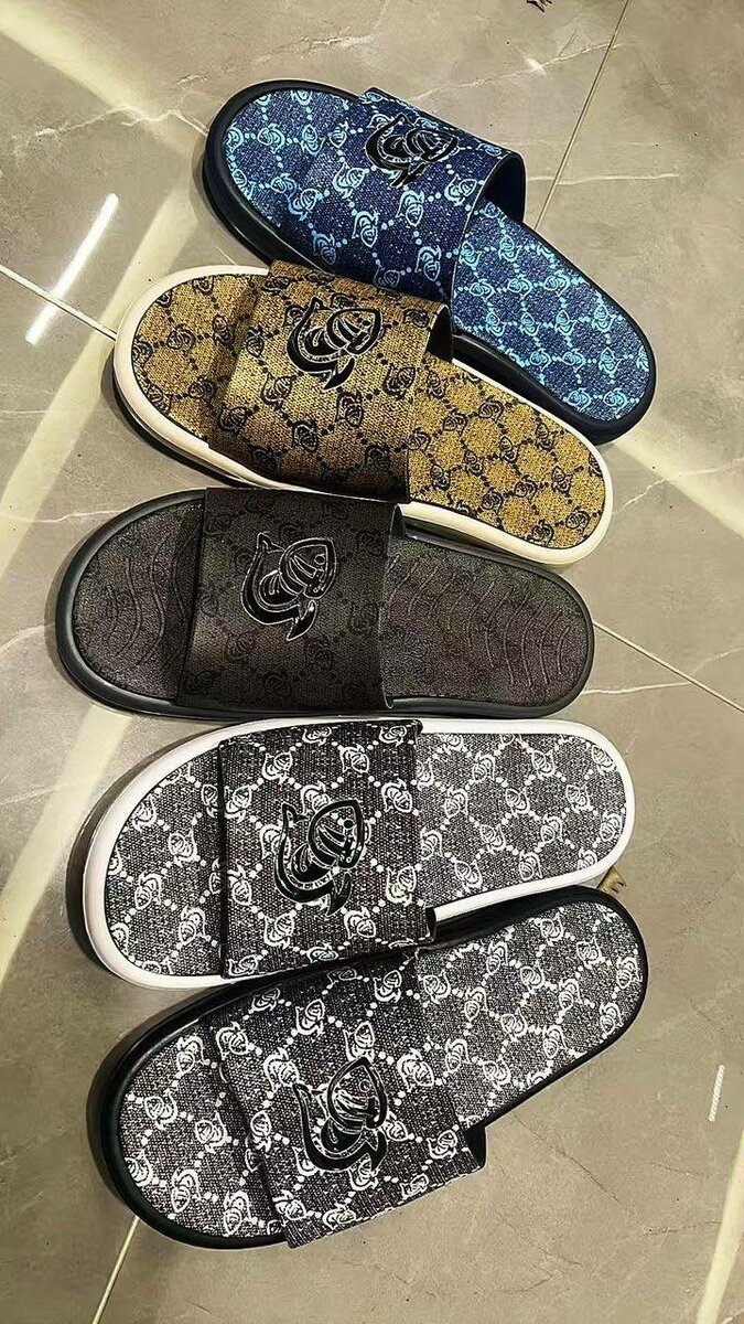 Claquettes Homme Confortables