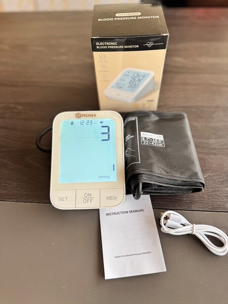 Rechargeable arm blood pressure monitor