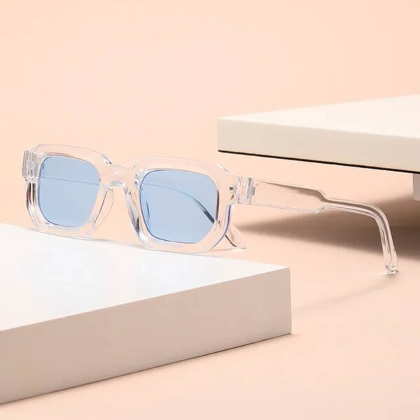 Lunettes de soleil rétro chic