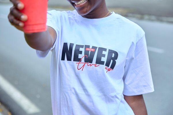 T-SHIRT COLLECTION MOVE