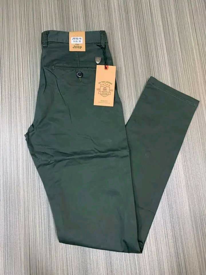 Pantalons homme polyvalents