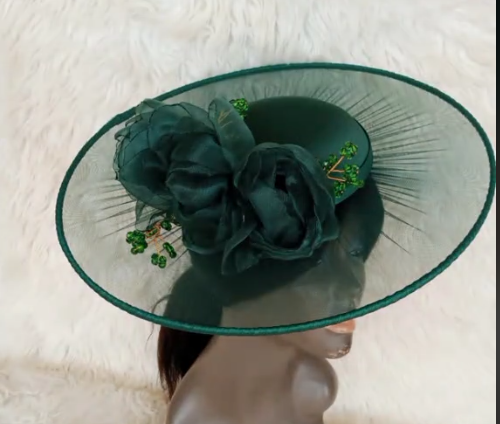 Women's headdress for a wedding celebration