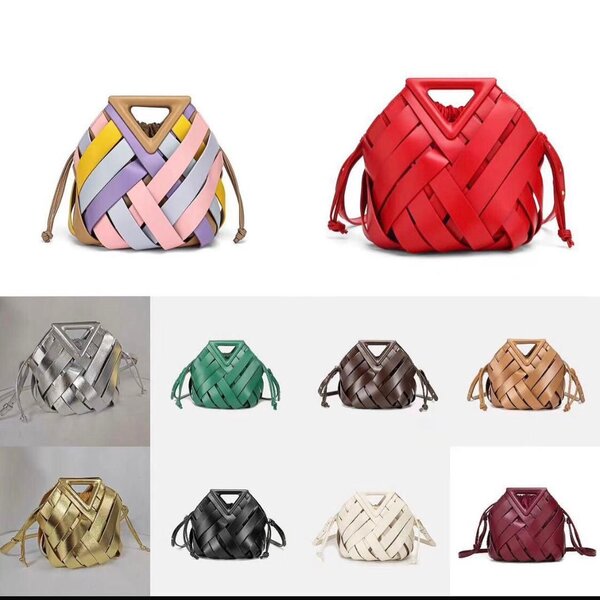 Sac tressé en cuir élégant