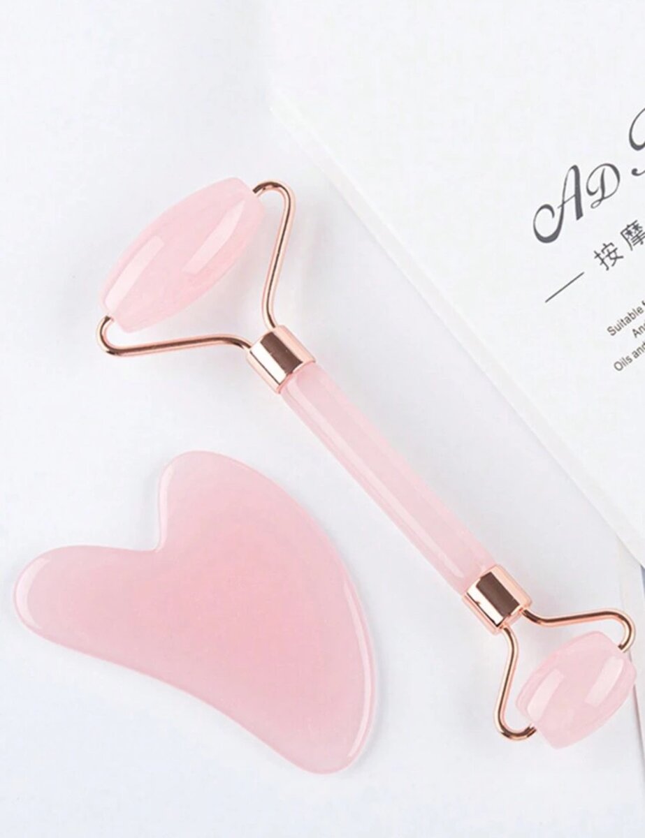 2in1 face Scrapping and Massaging Kit. Pink