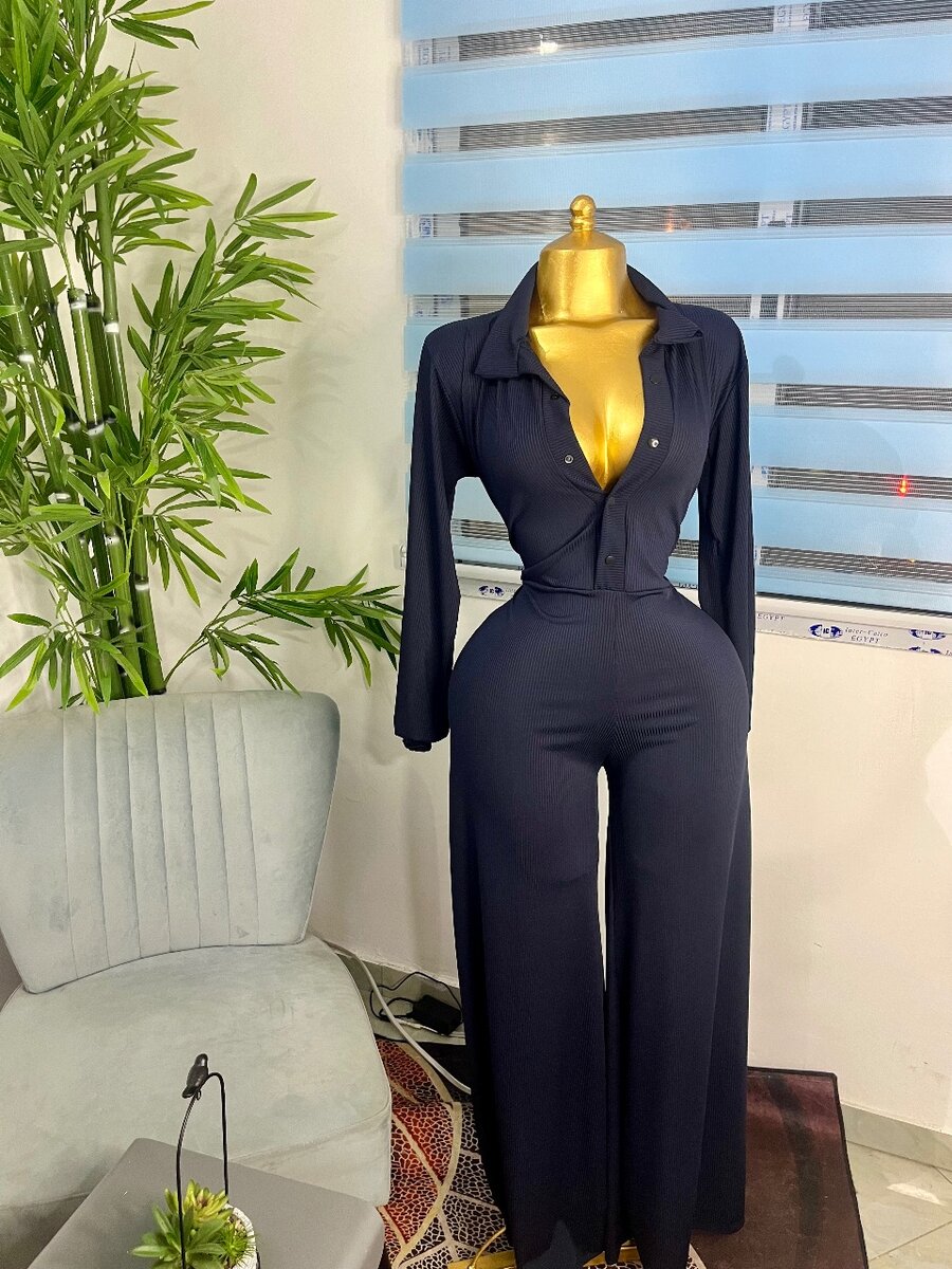 Combinaison élégante pour femmes