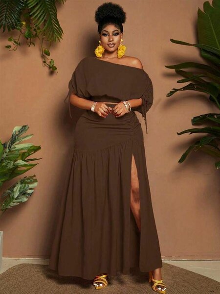 Robe Maxi Élégante Fendue