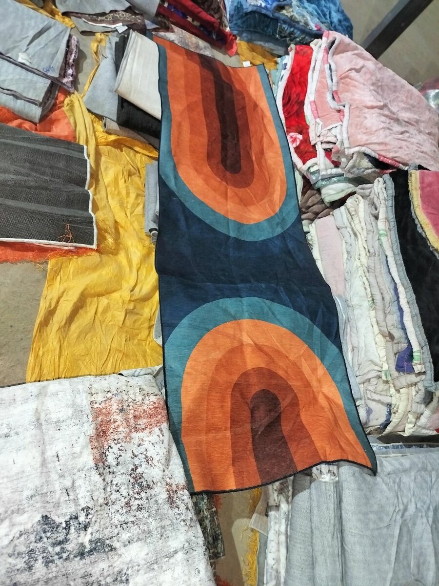 Thrift Rugs and carpets at affordable prices