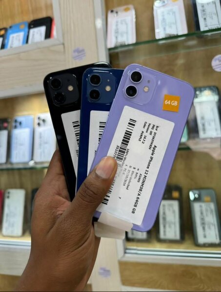 IPHONE 12 simple Casi neuf64GB