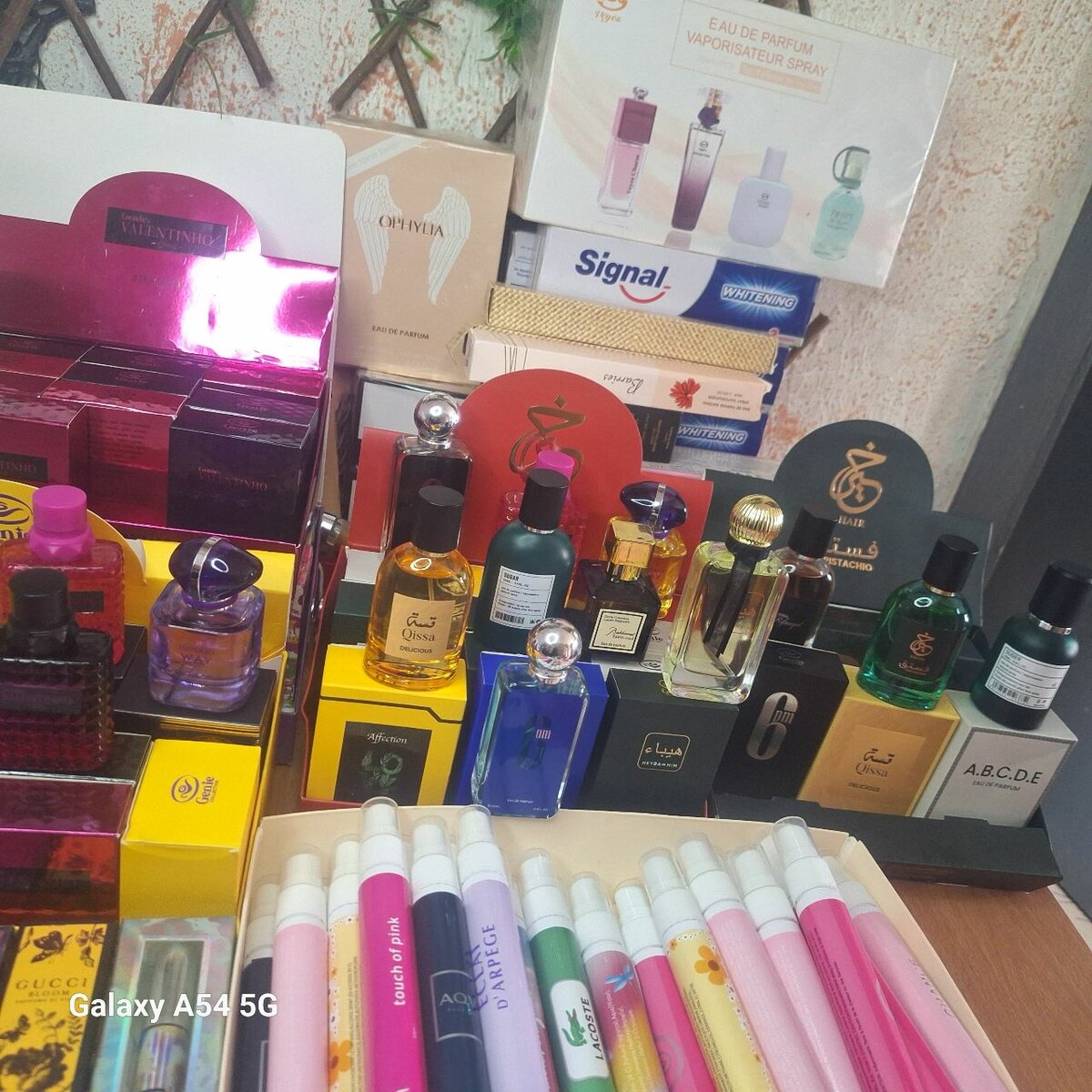 Sac , parfum,  bijoux  ,essenc