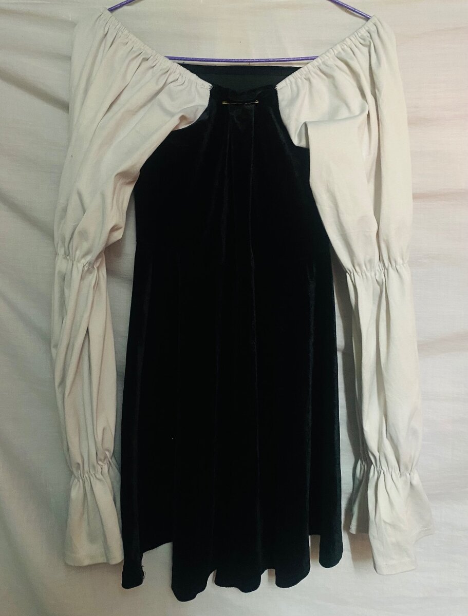 Robe Velours Noir Manches Longues