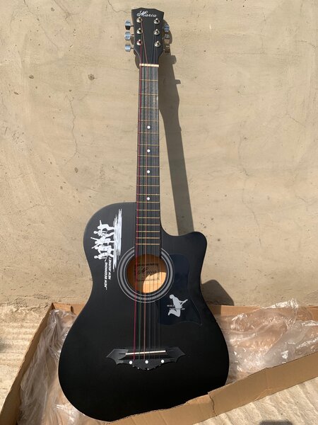 MARIA ACOUSTIC GUITAR WITH COLORED STRINGS