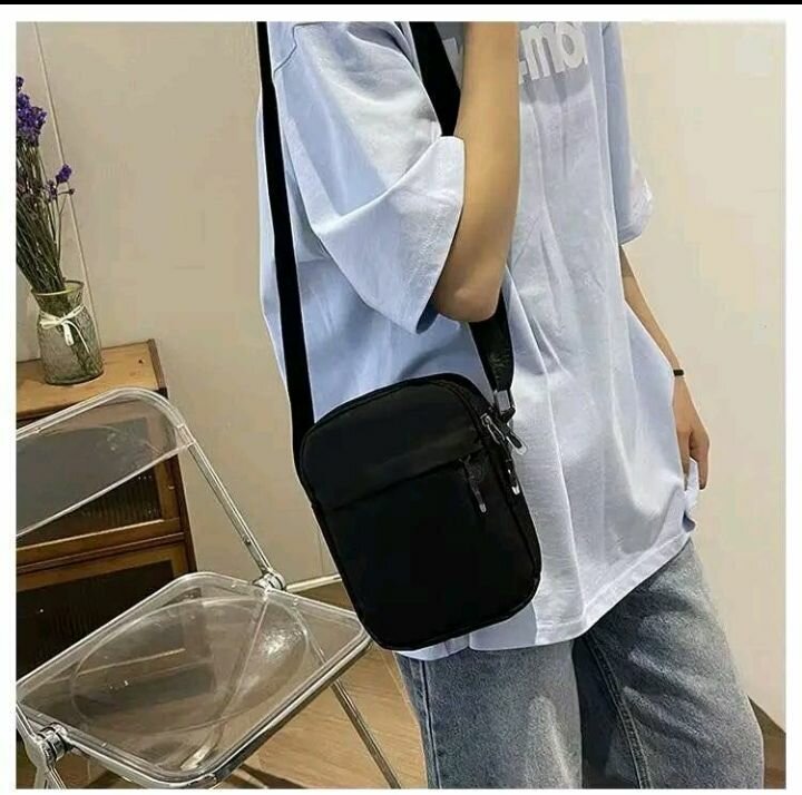 Sac bandoulière noir unisexe