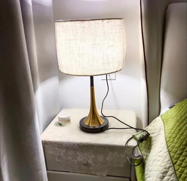 Modern table lamp