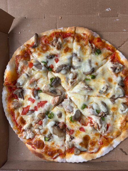 Pizza  au poulet / pizza royal