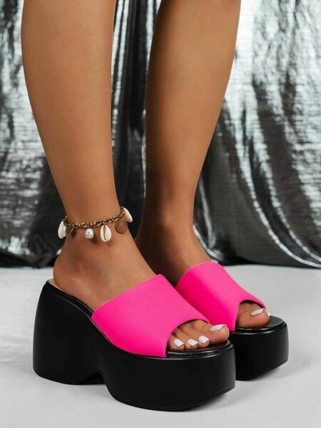 Ladies wedge sandals