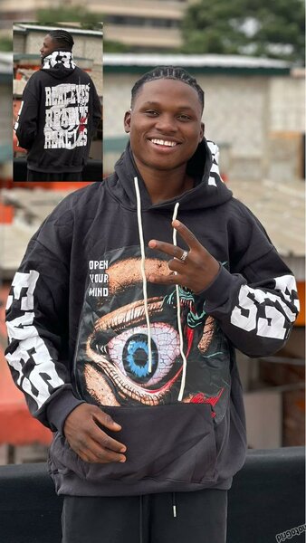 Sweat à Capuche Graphique Style Urbain