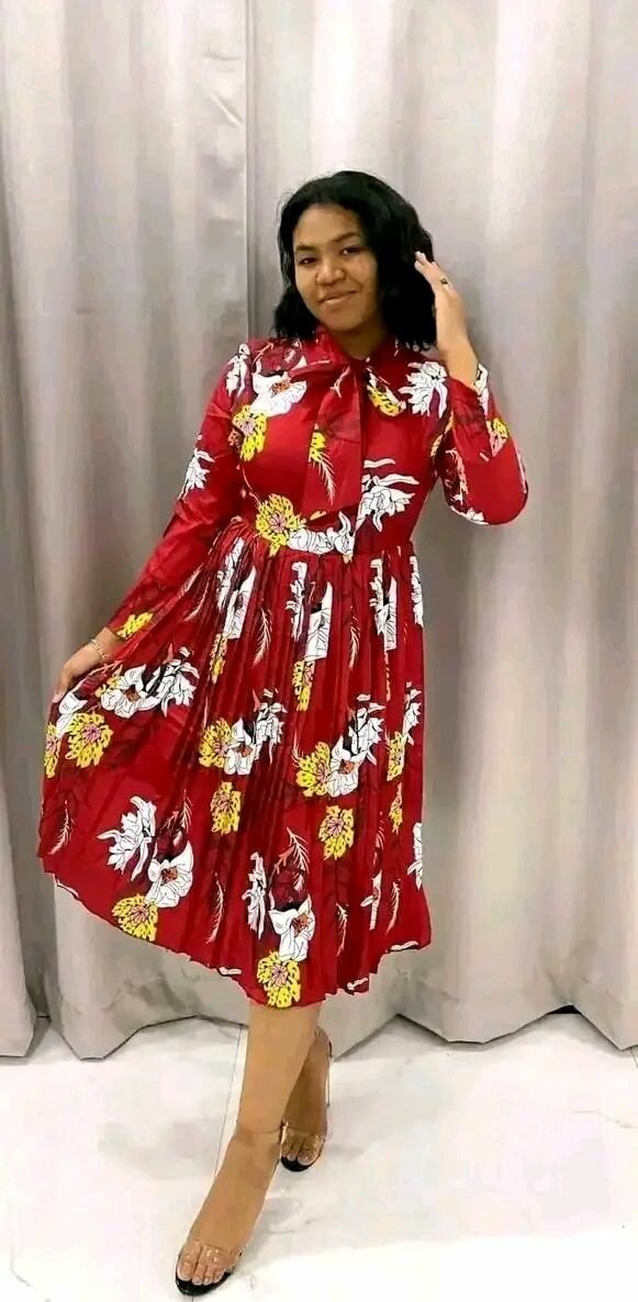 Robe élégante femme rouge