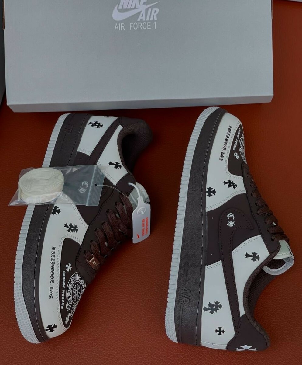 NIKE AIRFORCE CLASSIC