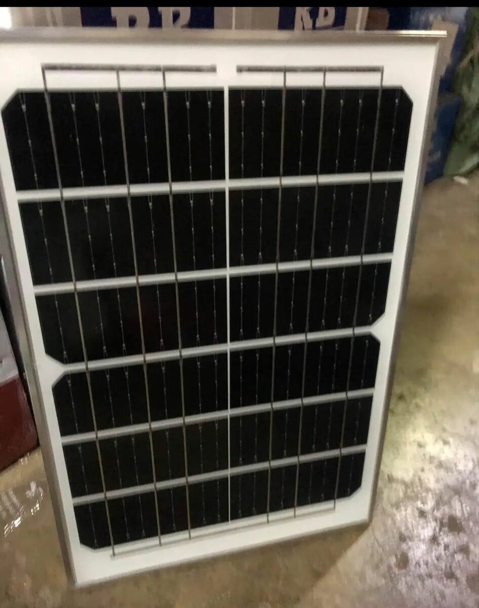 SOLAR FLOOD LIGHT 300WATTS