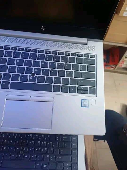 Ordinateur portable HP élégant