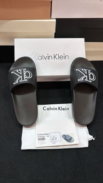 Slippers de Marque Confortables