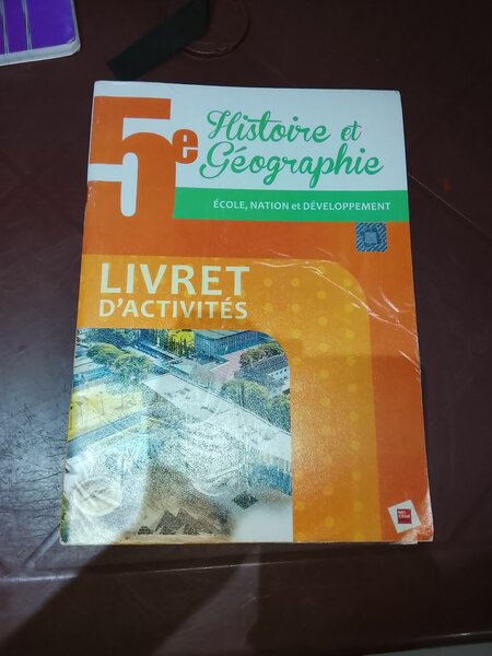 Livre d'activités Histoire Géographie 5e