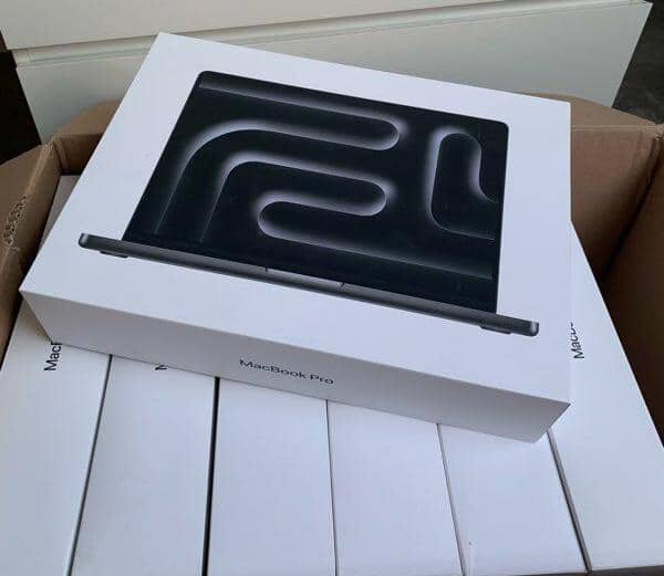 MacBook Pro 2024  16" M4 Max