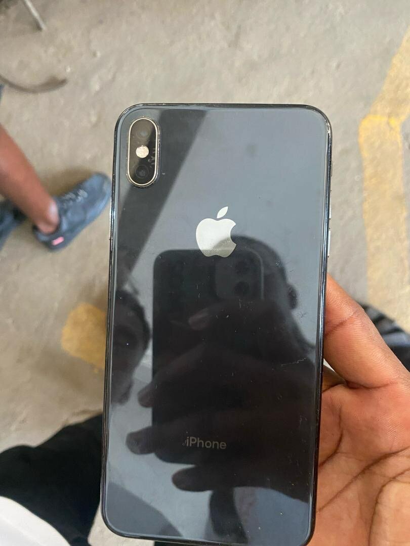 iPhone XS max