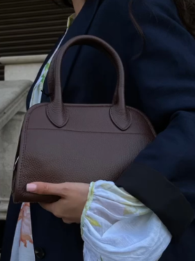 Сумочка  Размер -40/28/19 см