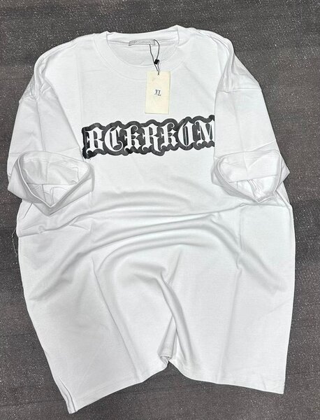 T-shirt oversize style