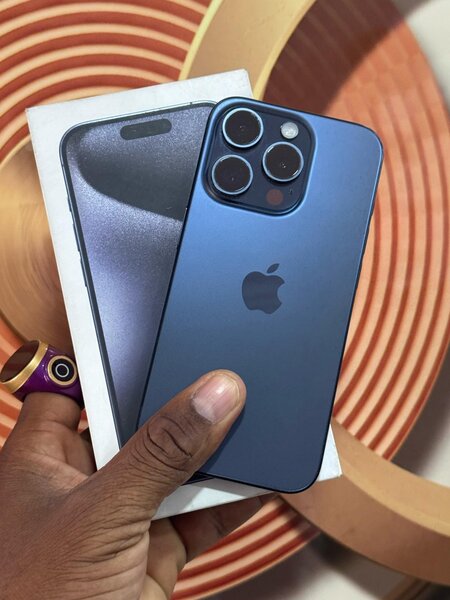 iPhone 15 pro Max 256giga