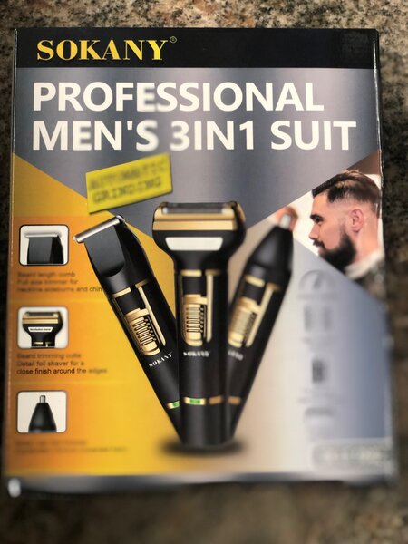 Tondeuse rechargeable à trois têtes