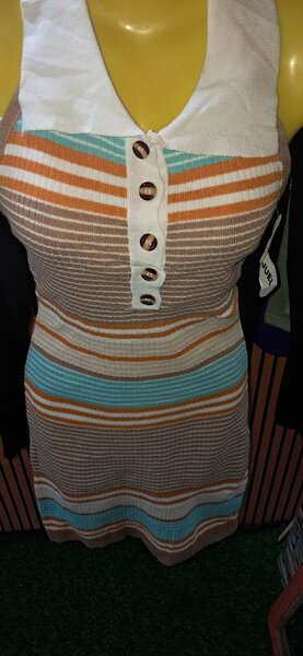 Robe d'été rayée en tricot