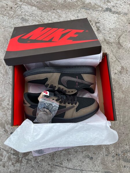 Cactus jack jordan 1 low