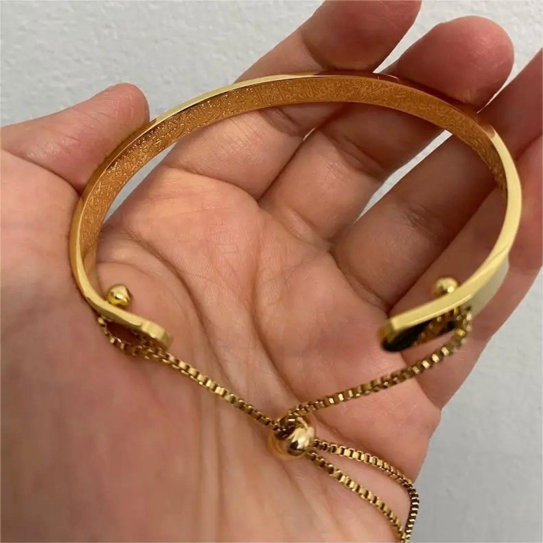 Bracelet en or gravé