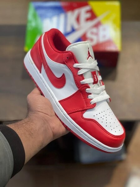 Jordan 1 low Gym Red