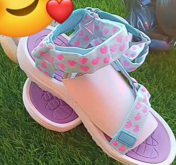 Chaussures kito en gomme