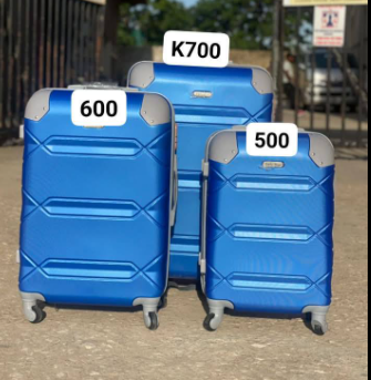 suitcases of different sizes