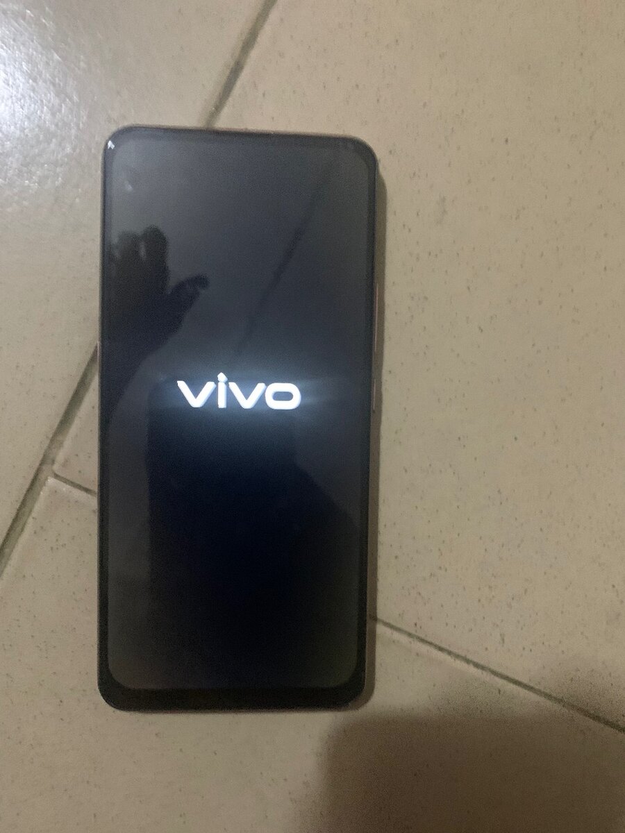 Téléphone portable vivo v15