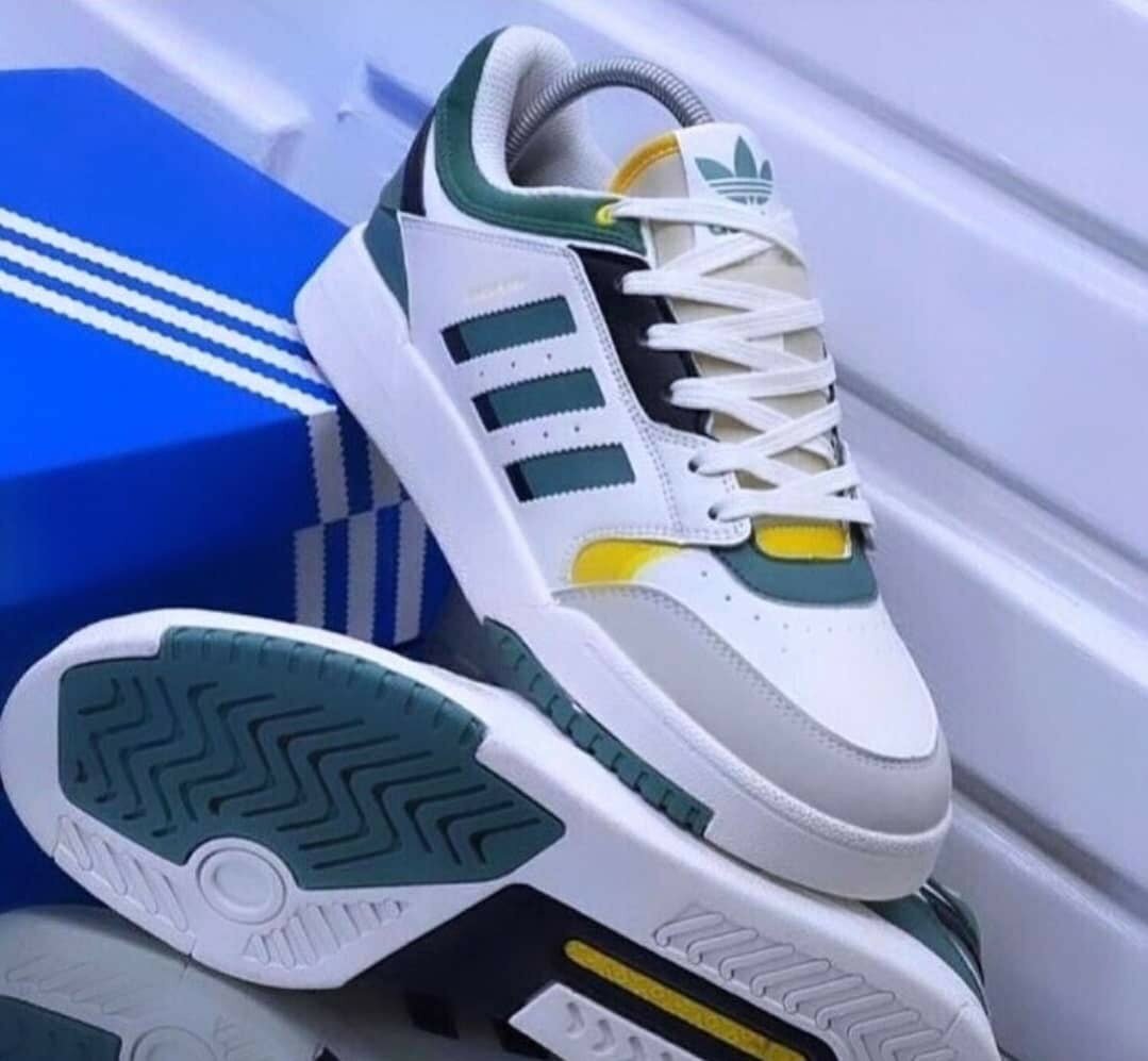 Adidas Sneakers Unisex