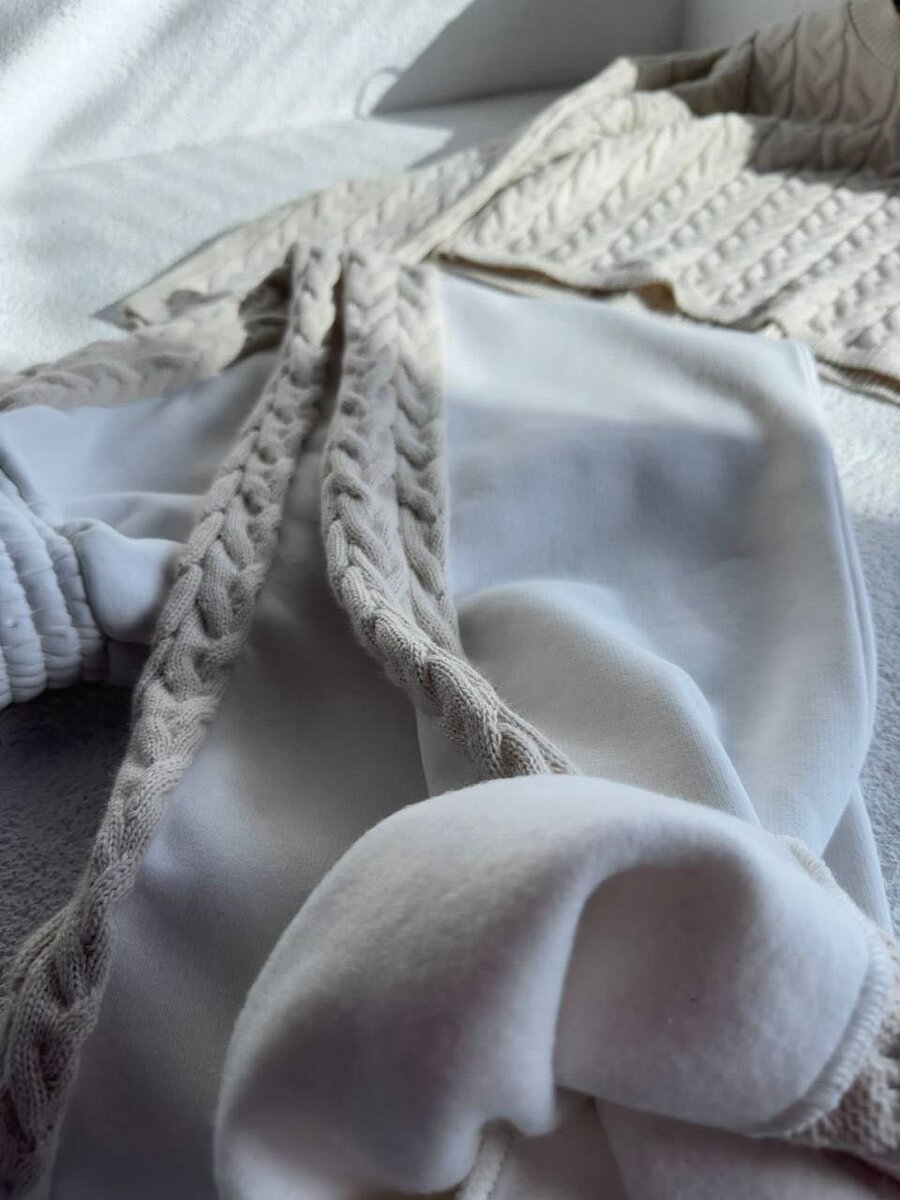 Вязанный спортивный костюм